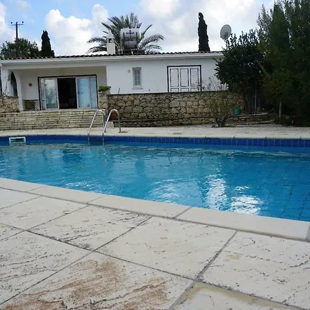 Anthos In Tepebasi * Myrtou